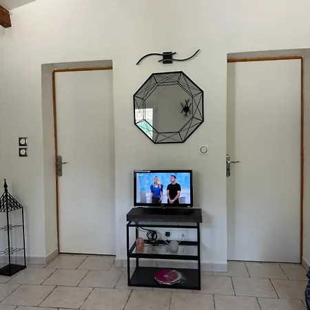 Aix Theolina Holiday home *